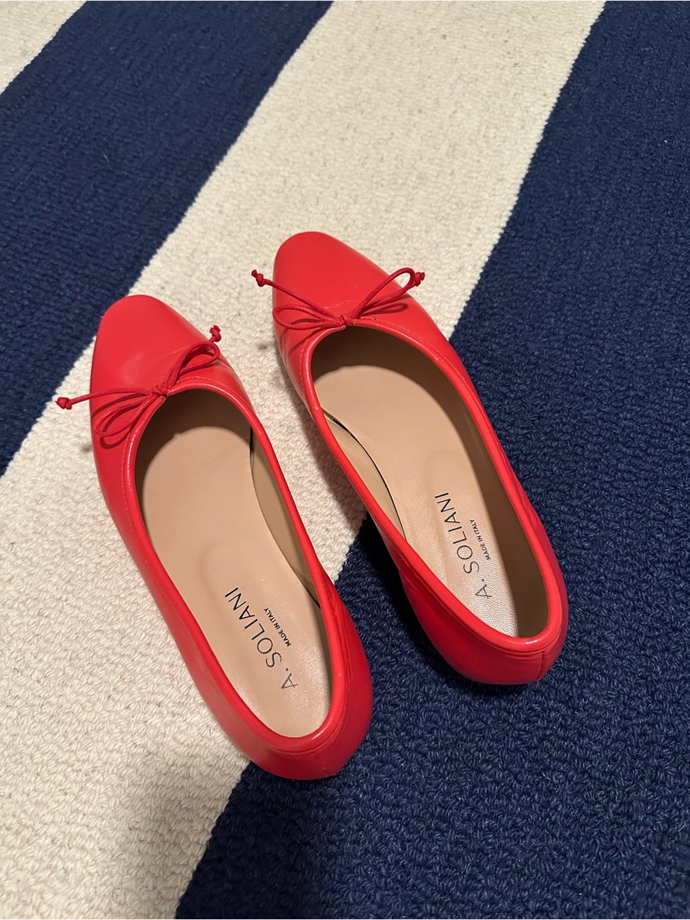 A. Soliani Como Red Leather Ballet Flats - Picture 2 of 4